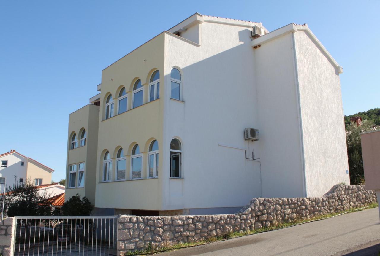 Apartments By The Sea Vinjerac, Zadar - 5811 Kültér fotó